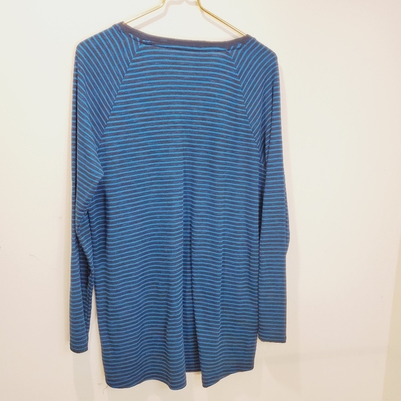 Eddie Bauer stripes V Neck Blue  sweater size L - Picture 5 of 7